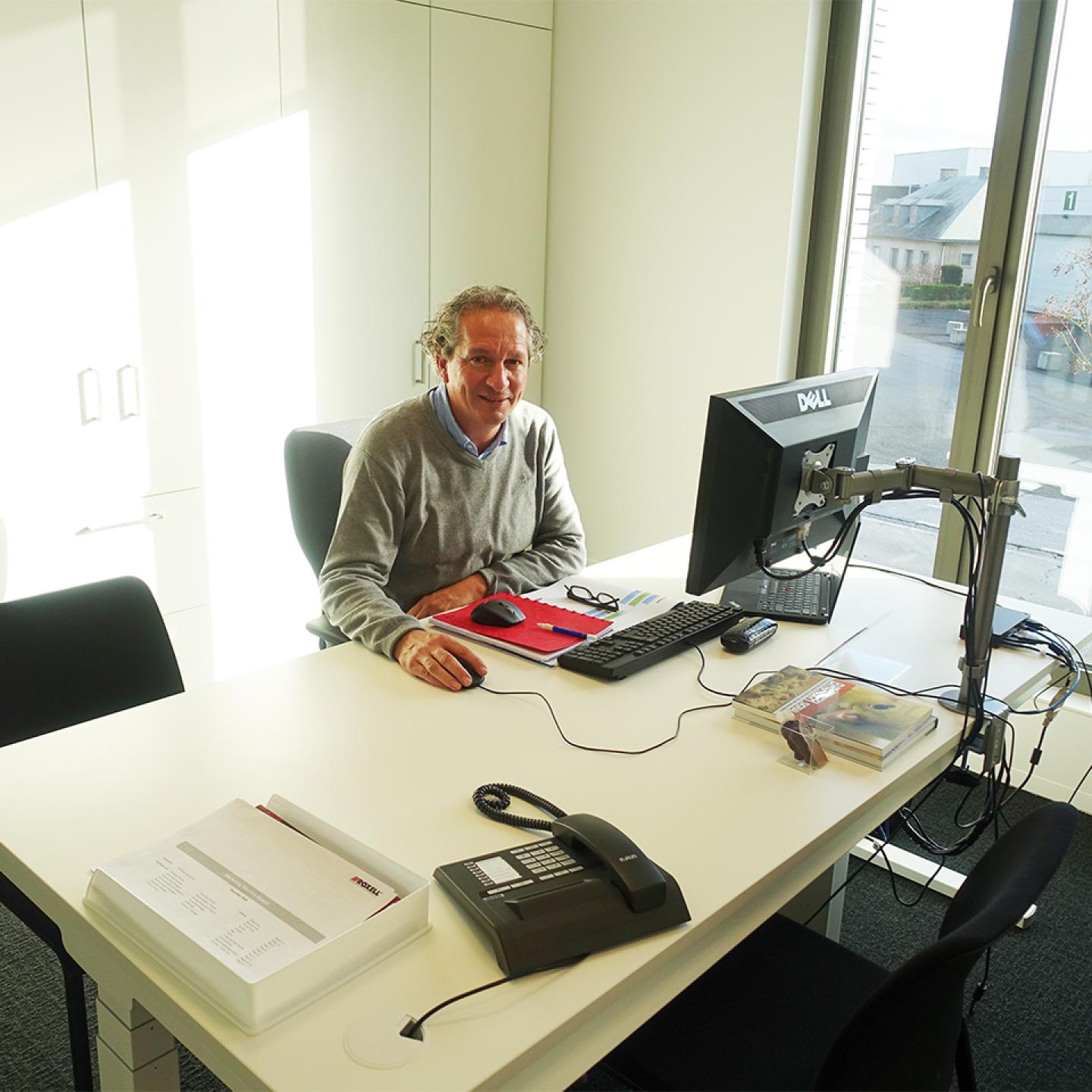 roxell-office-belgium-maldegem-chris-grammens-global-innovations-manager (1)